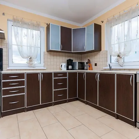 Holiday Houses By Renters Holiday home