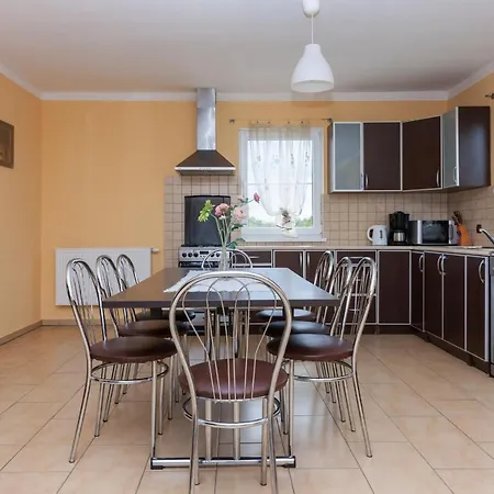 Holiday Houses By Renters Holiday home Miedzywodzie