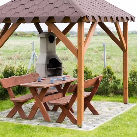 Holiday Houses By Renters Holiday home Miedzywodzie