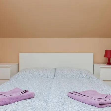 Holiday Houses By Renters Holiday home Miedzywodzie